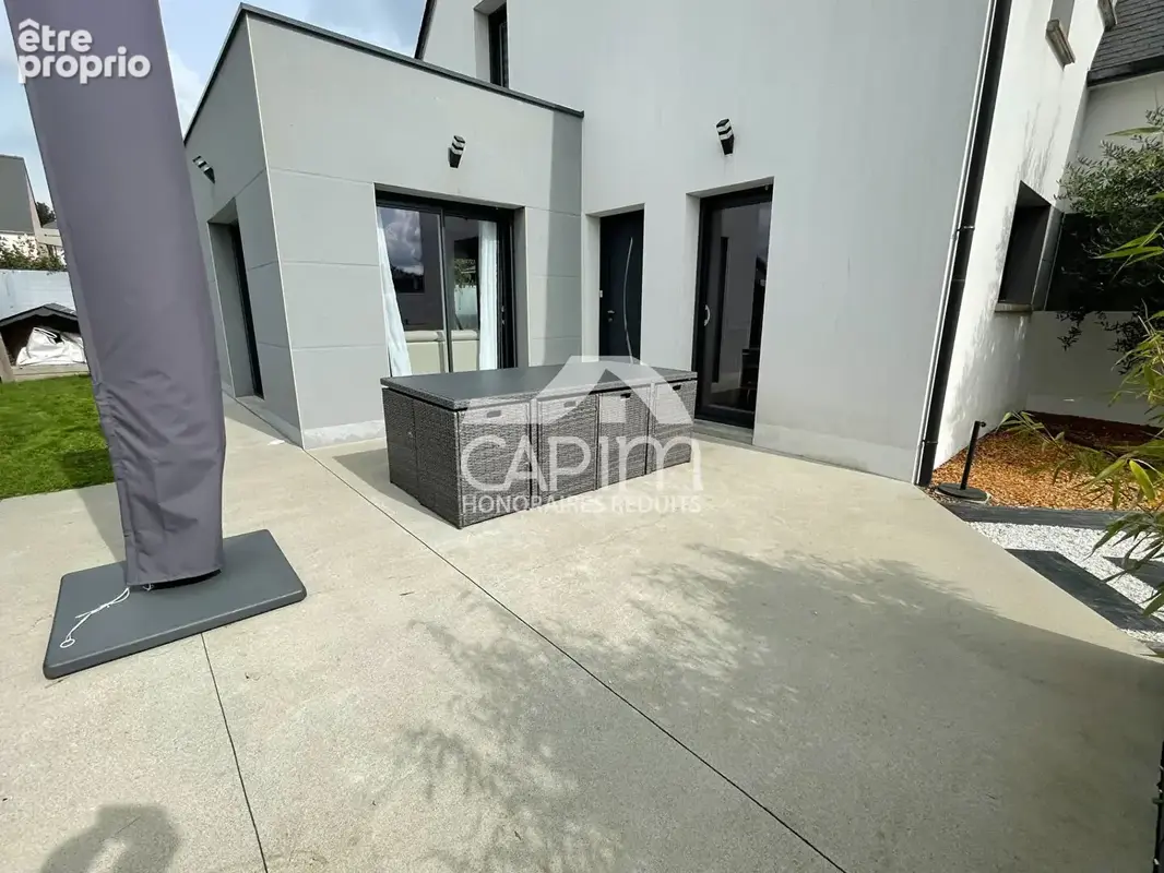 Maison Contemporaine Fougères 2015 Quartier Hopital- 5 chambres- 150m²-Terrain 505m² - photo 15