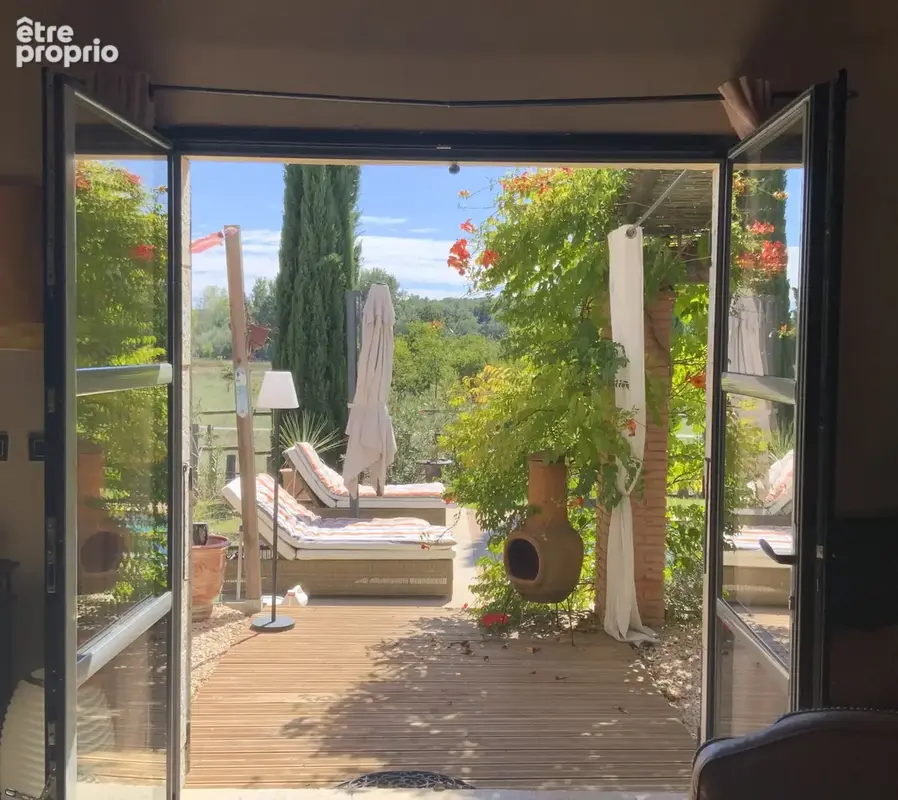 Villa de plain de pied de 155 m2 avec piscine. - photo 14