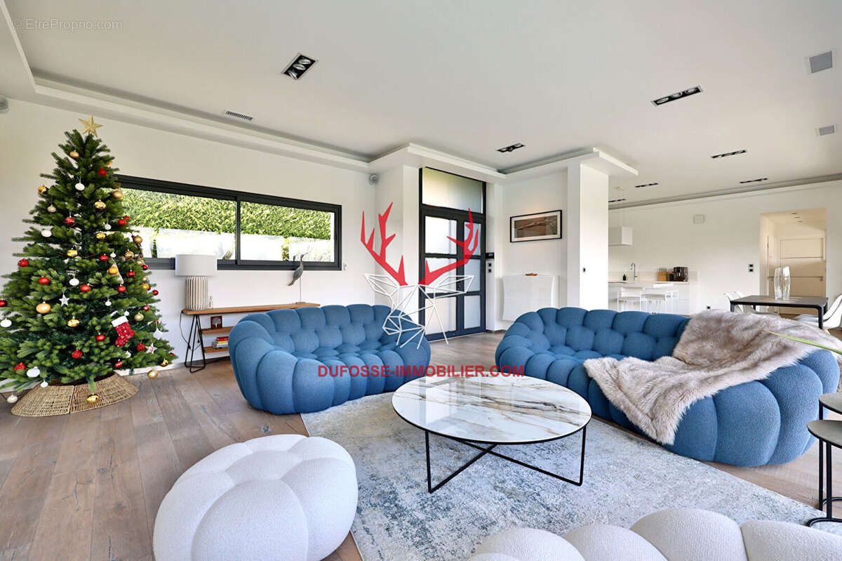 Maison à SAINT-CYR-AU-MONT-D'OR