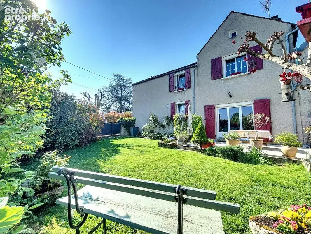 Maison en pierre du XIXᵉ siècle à Perrigny-lès-Dijon - photo 1