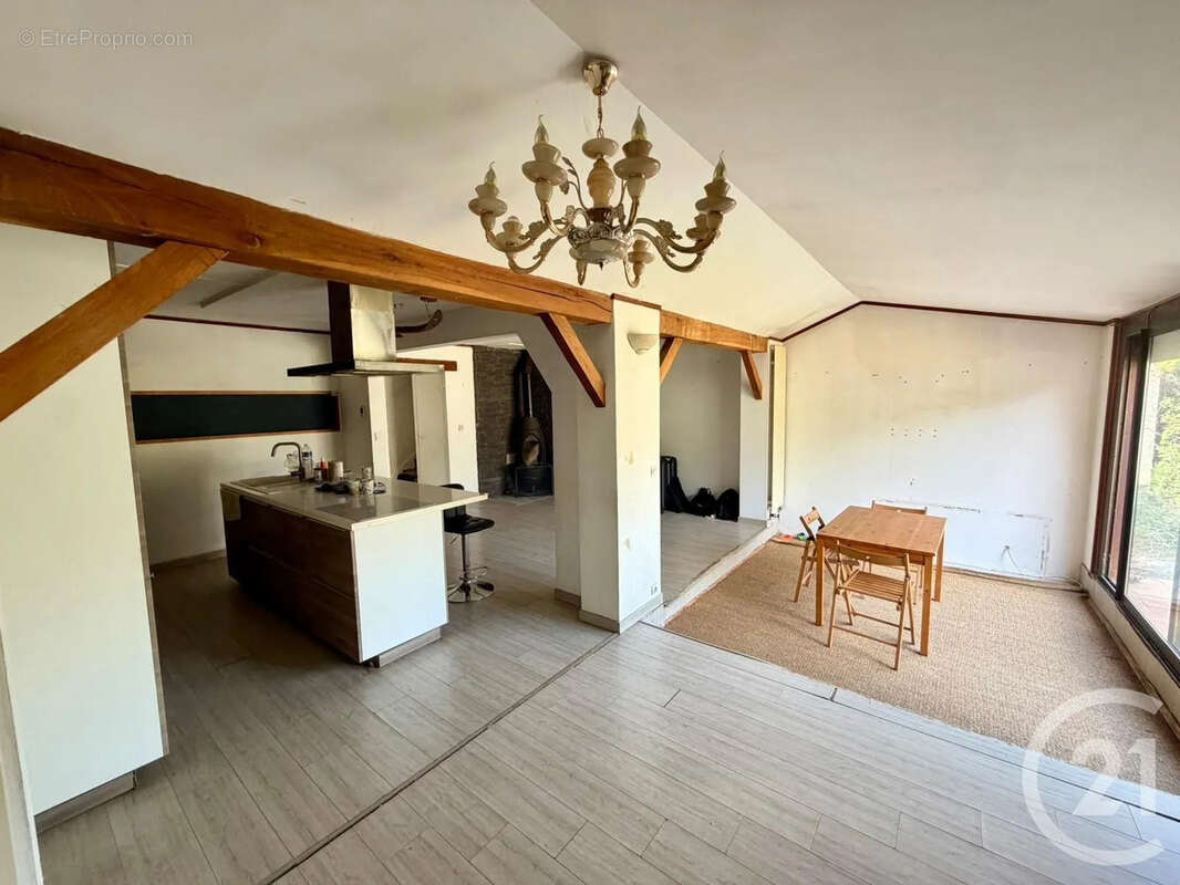 Maison 125 m² à Lagny-Le-Sec  - photo 4