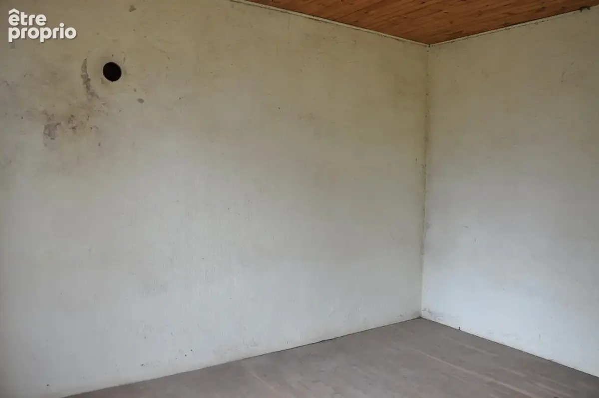Petite maison des années 30, de 39,40 m2 au sol, avec combles aménageables, sur un terrain de 952 m2 plats. - photo 5