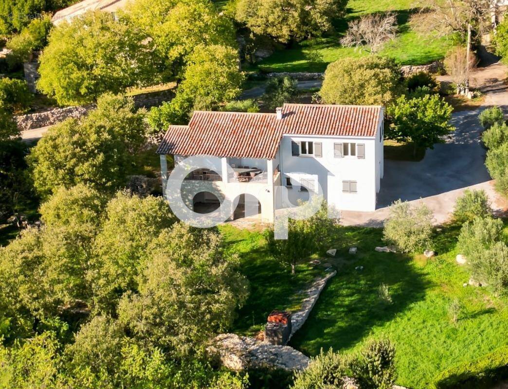 Maison à SAINT-ALBAN-AURIOLLES