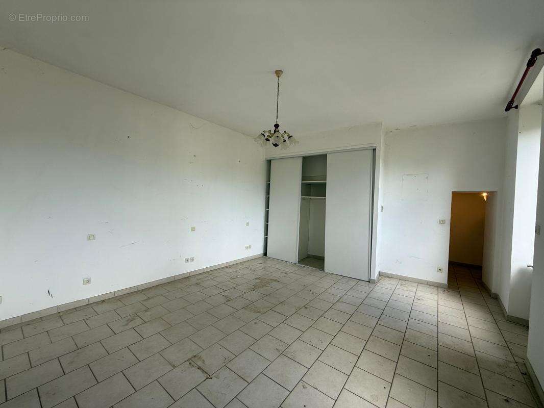 Maison à VALLON-PONT-D&#039;ARC