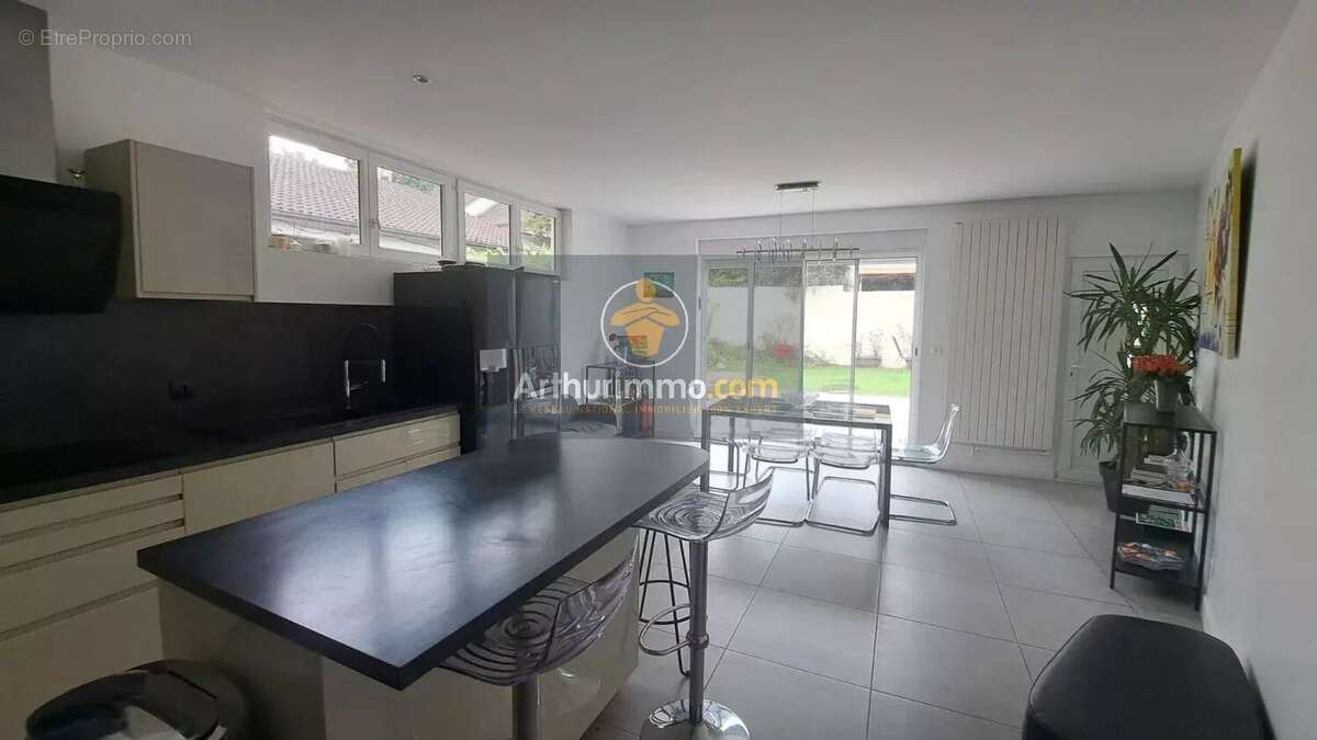 Appartement à SARCELLES