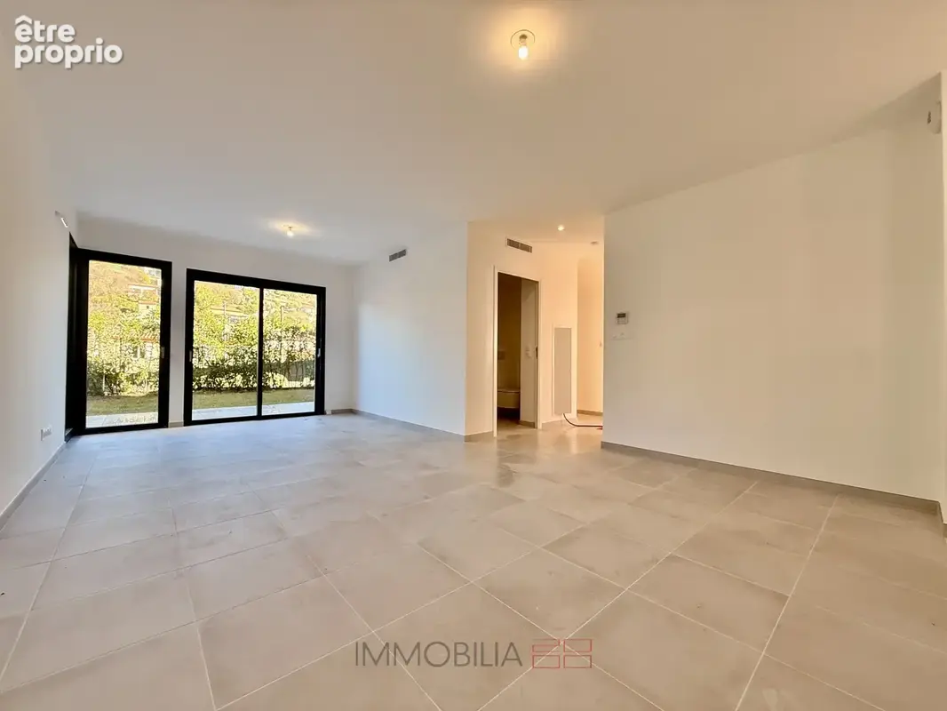 LE SOLEIL DE LA TURBIE - Magnifique villa avec jardin privatif, terrasse et jacuzzi + 2 parkings - photo 2