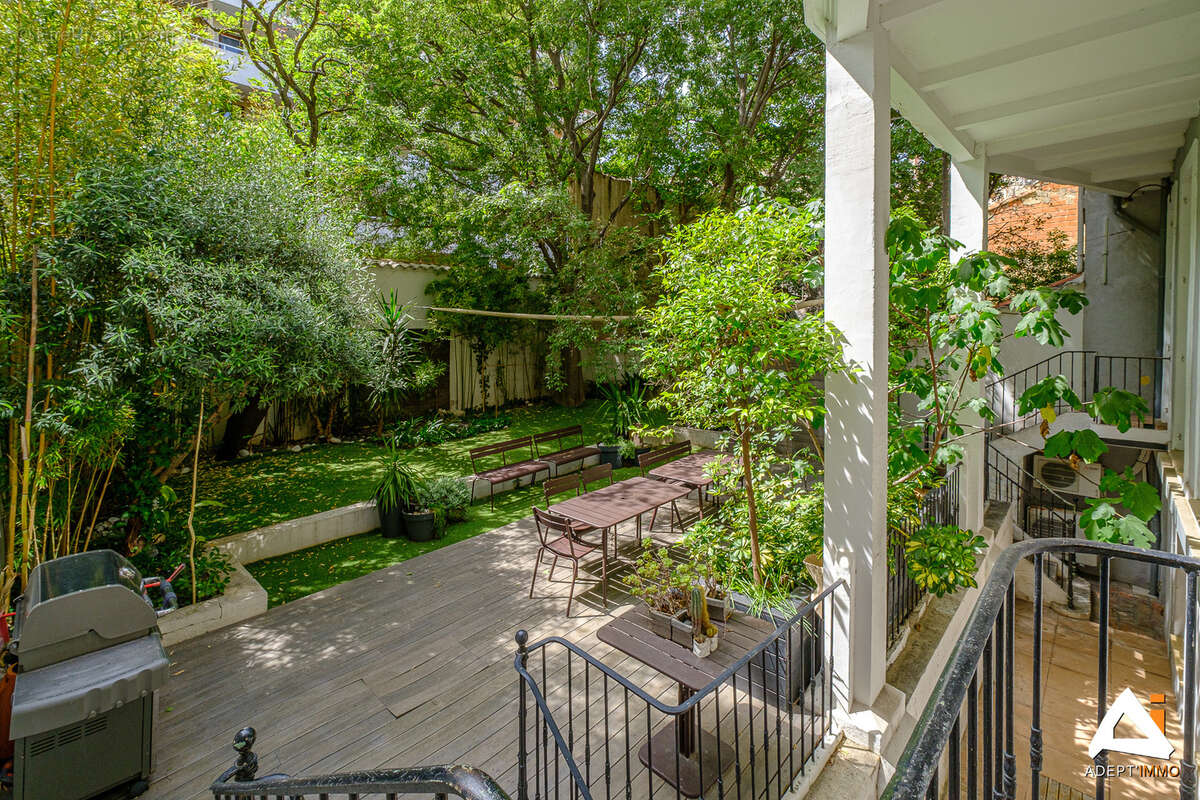 Appartement à MARSEILLE-6E