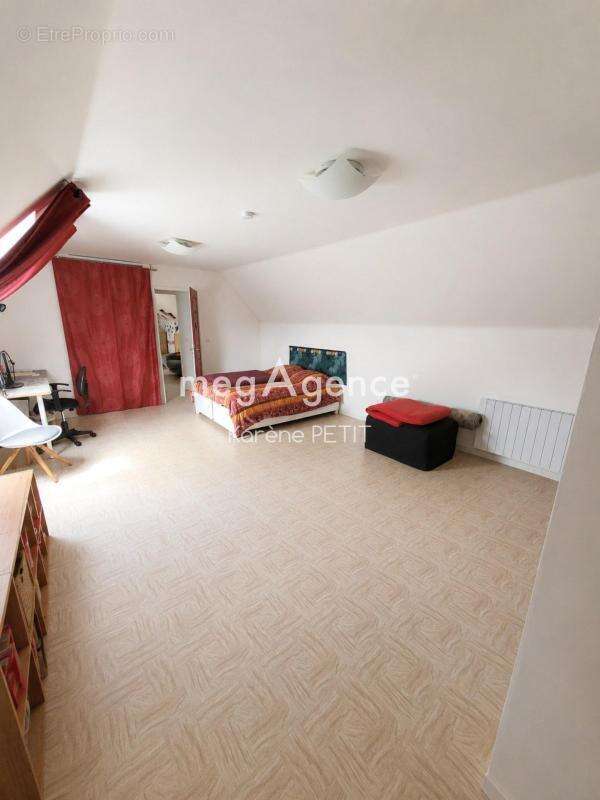 Belle maison : volumes, calme et  terrain arboré ! - photo 14