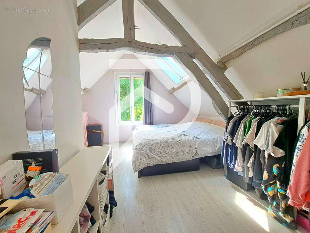 Maison à ONS-EN-BRAY