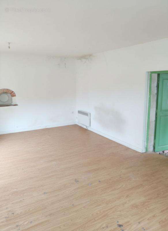 Appartement à SAUZELLES