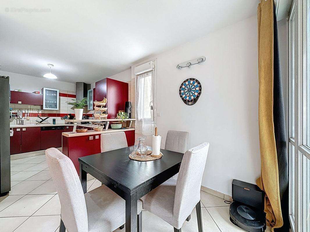 Appartement à MONTIGNY-LE-BRETONNEUX