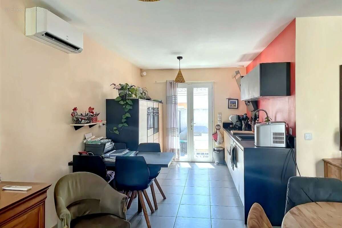 Maison à MEZE
