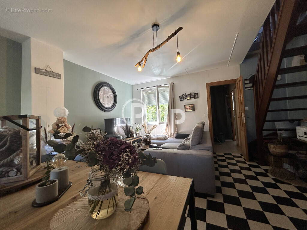 Maison à SAINT-POL-SUR-TERNOISE