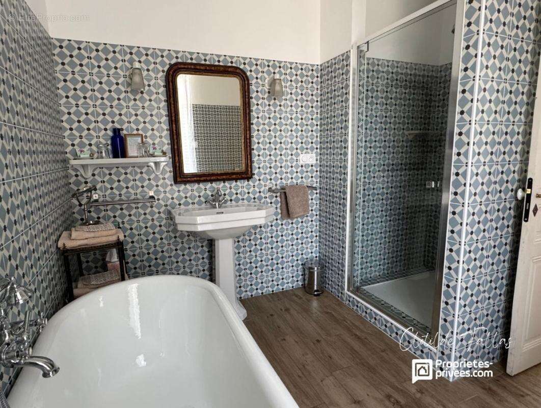 Maison à VAISON-LA-ROMAINE