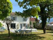 Maison à VEUREY-VOROIZE