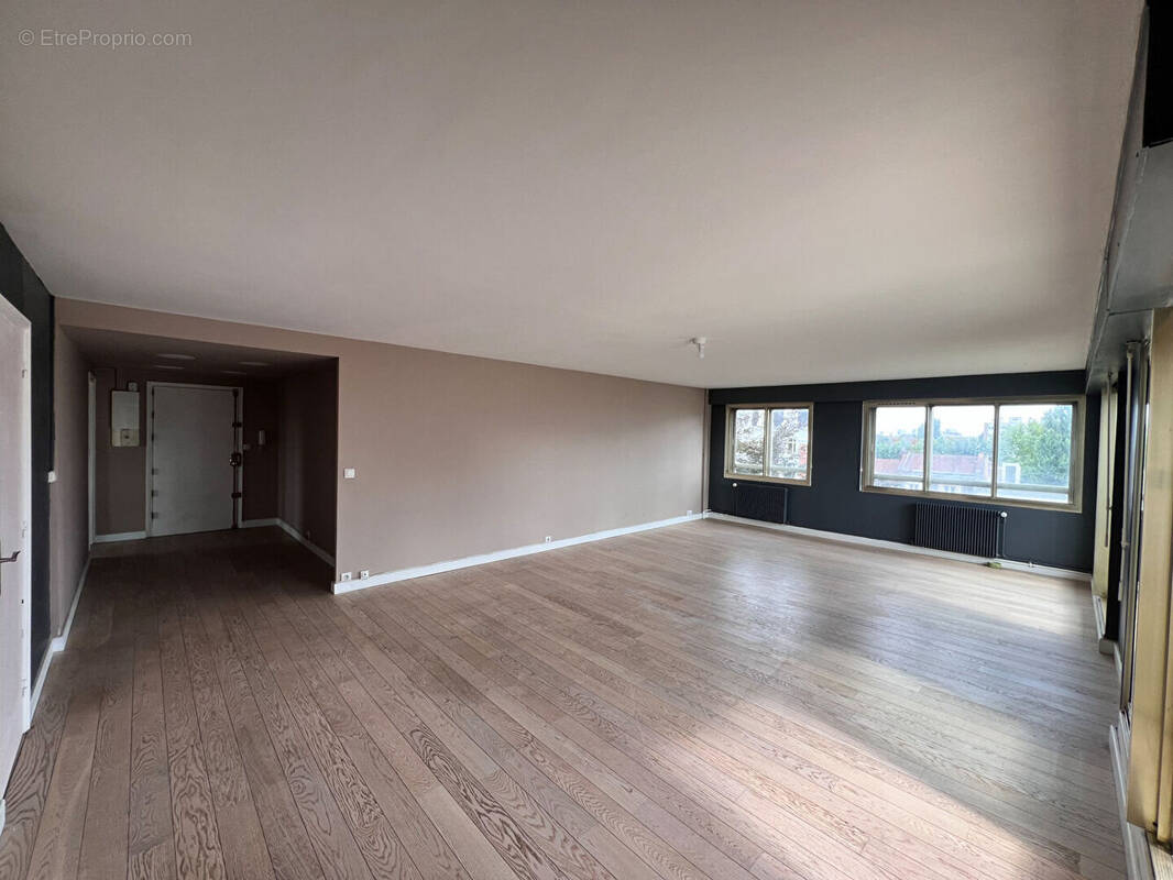 Appartement à LA MADELEINE