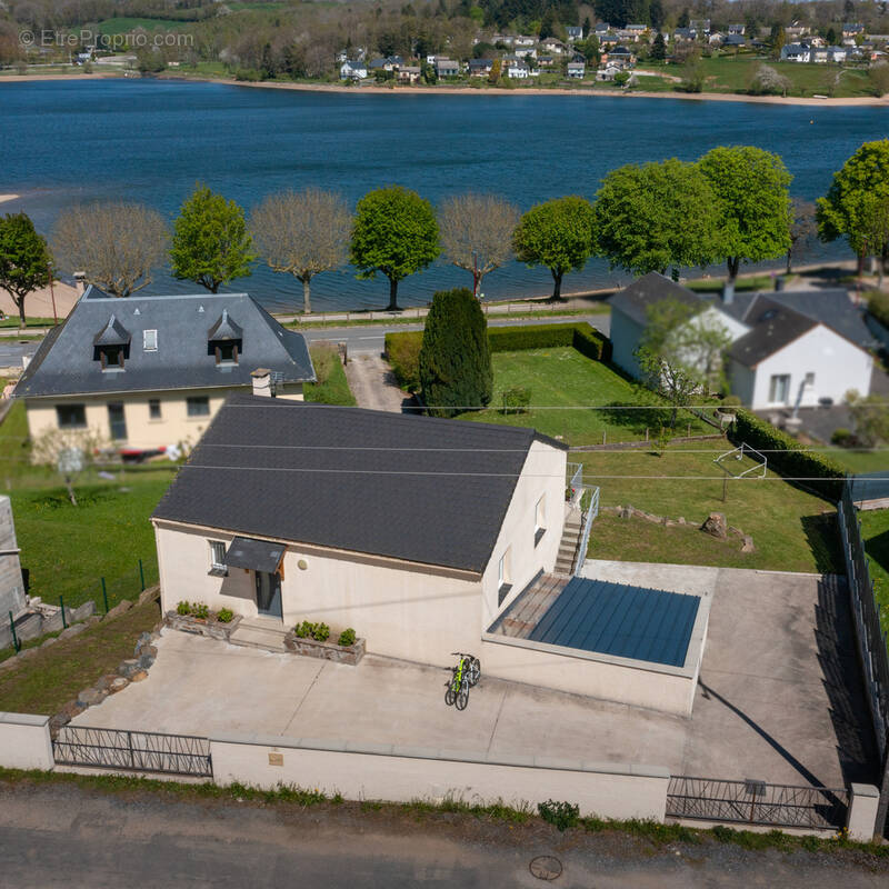 Maison à VILLEFRANCHE-DE-PANAT