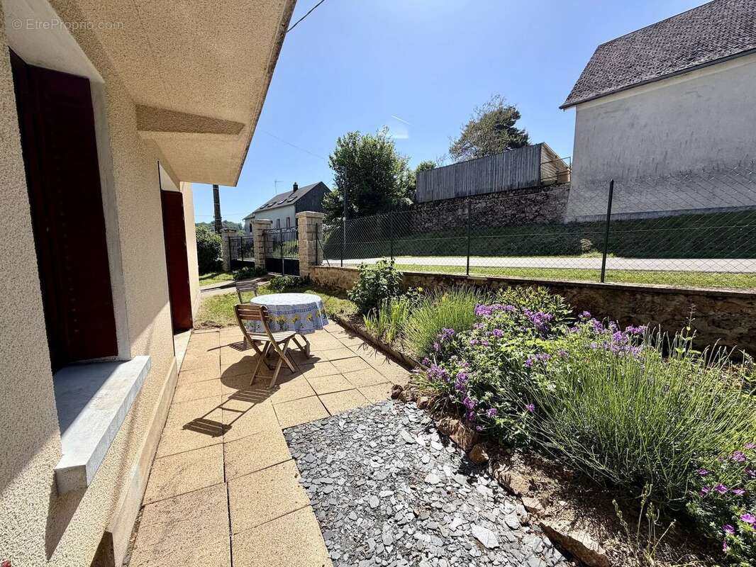 Maison indépendante à vendre avec une vue magnifique près du Lac des Settons - photo 20