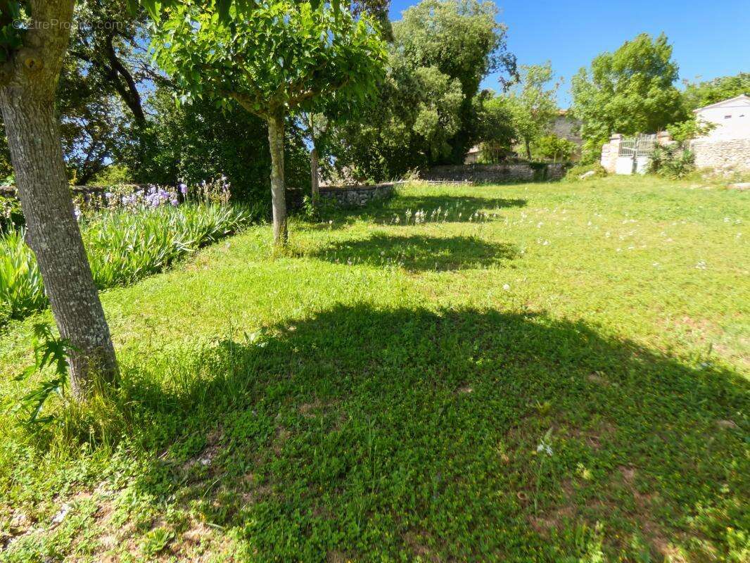 Terrain À Vendre constructible et viabilisé 1 281m2 - photo 6