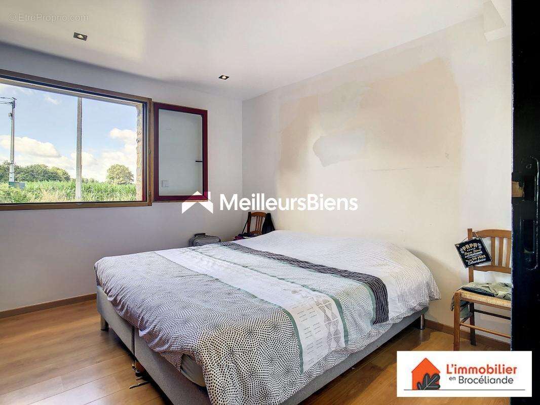 Maison à PLELAN-LE-GRAND