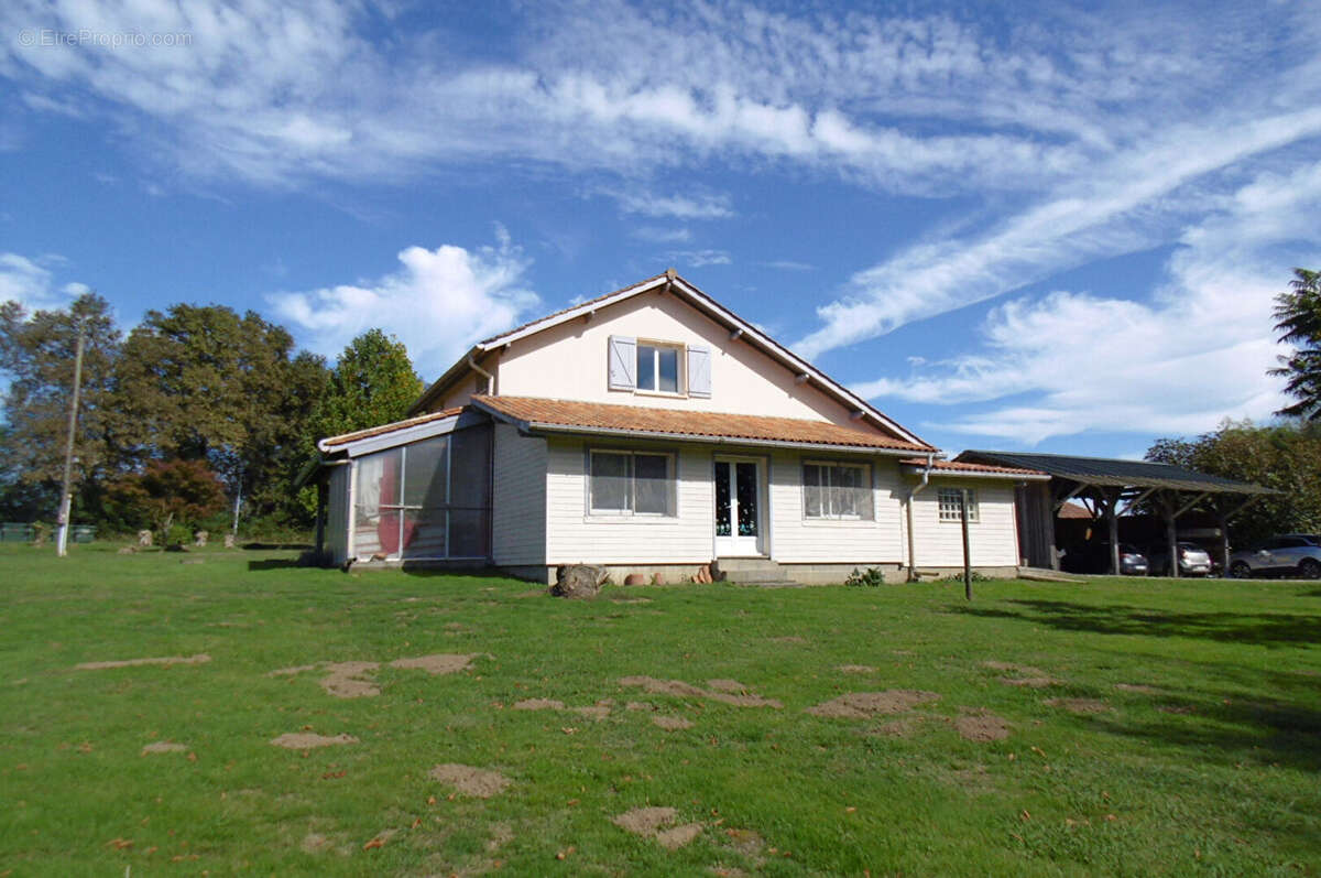 Maison à SAINT-JEAN-DE-MARSACQ