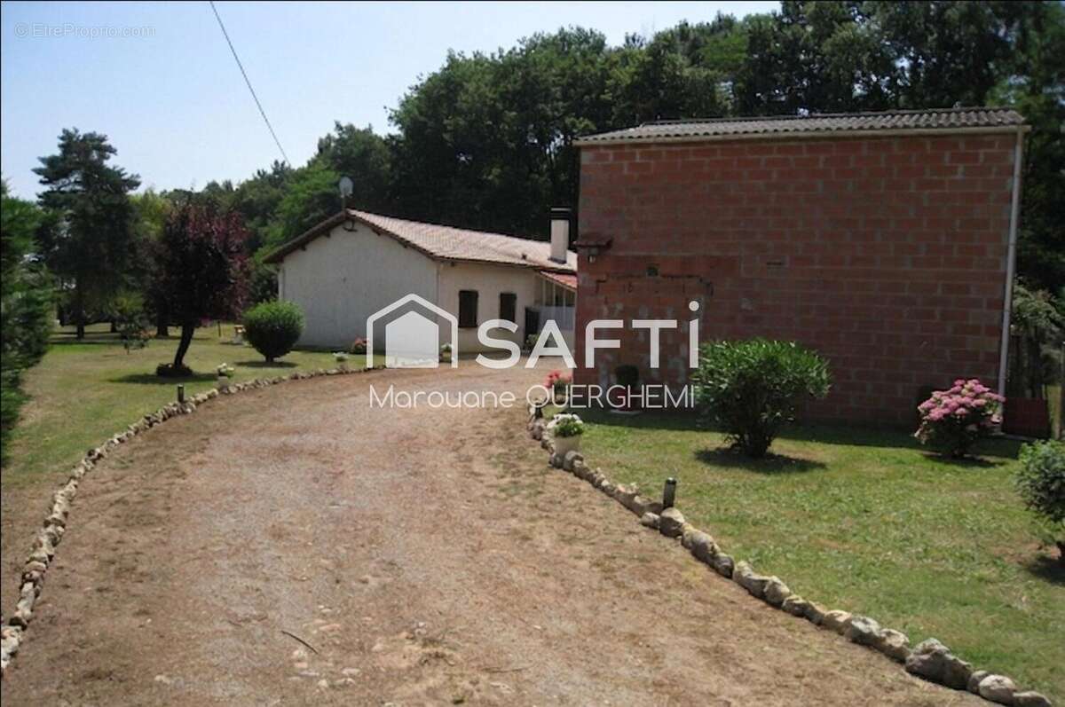 Photo 2 - Maison à SAINT-GERMAIN-D'ESTEUIL