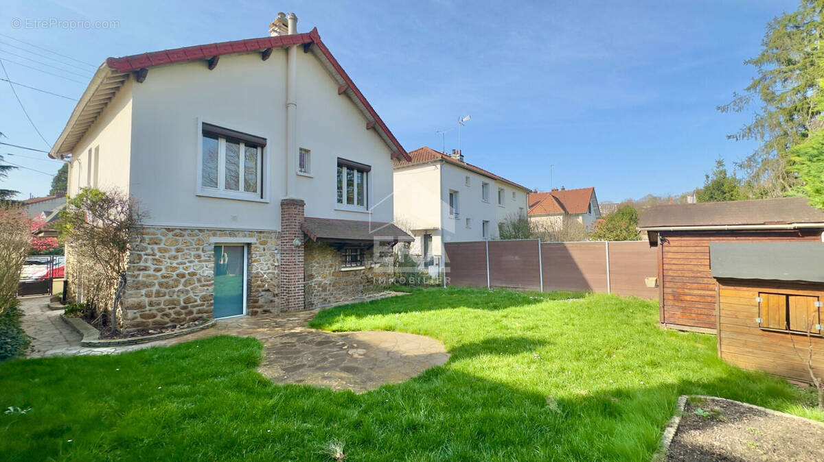 Maison à ATHIS-MONS