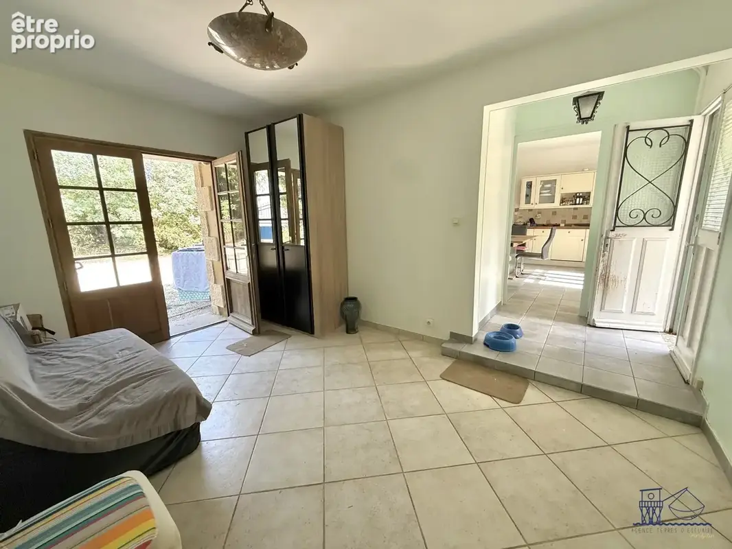 Maison 8 pièces 206 m² à vendre à Floirac (17120) - photo 8