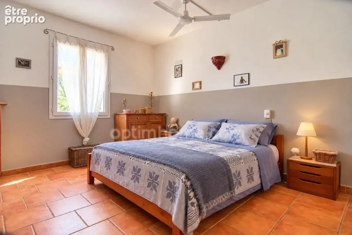 Grande propriété style provençal avec dépendances sur 1,6 ha - photo 10