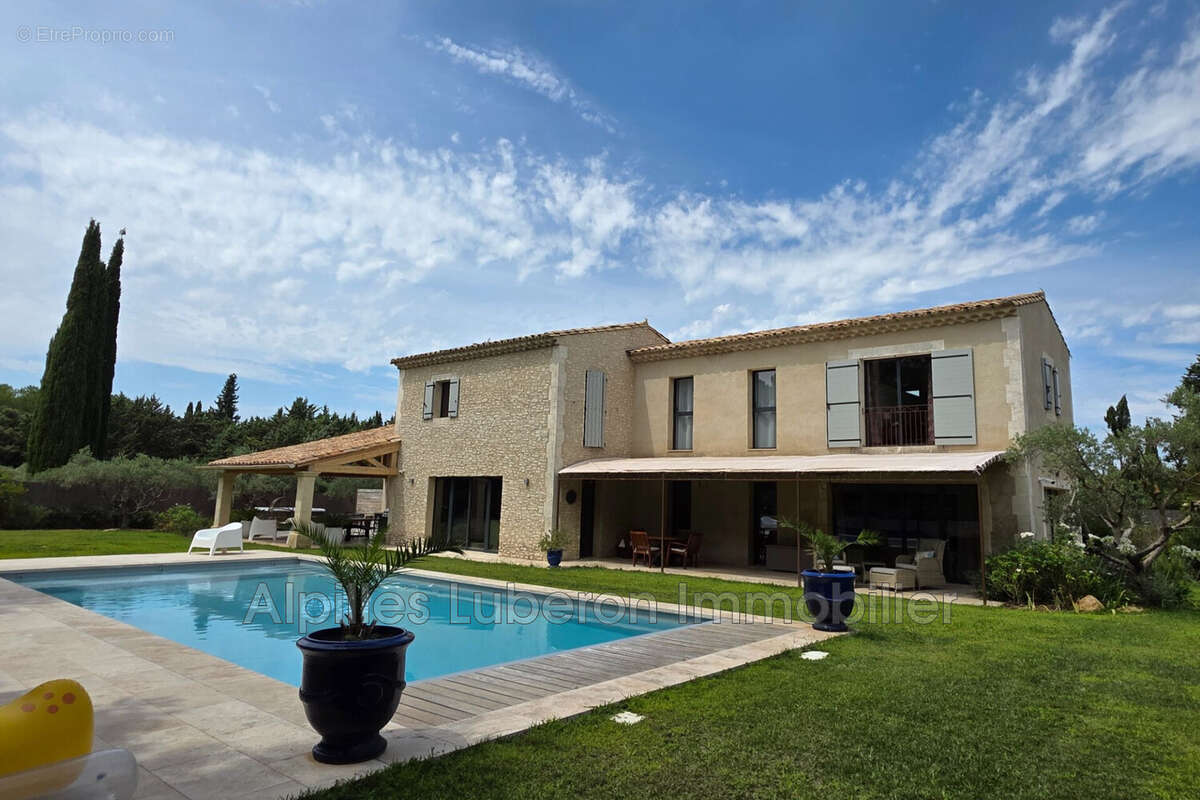 Maison à EYGALIERES