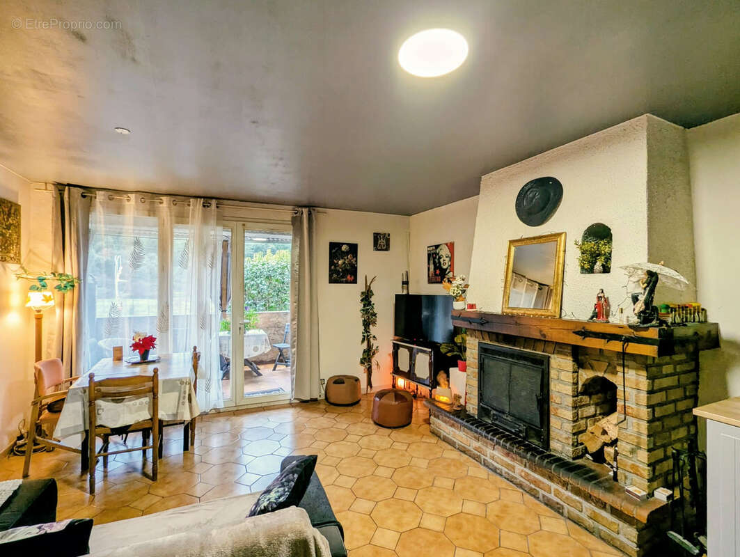 Appartement à BEDARIEUX