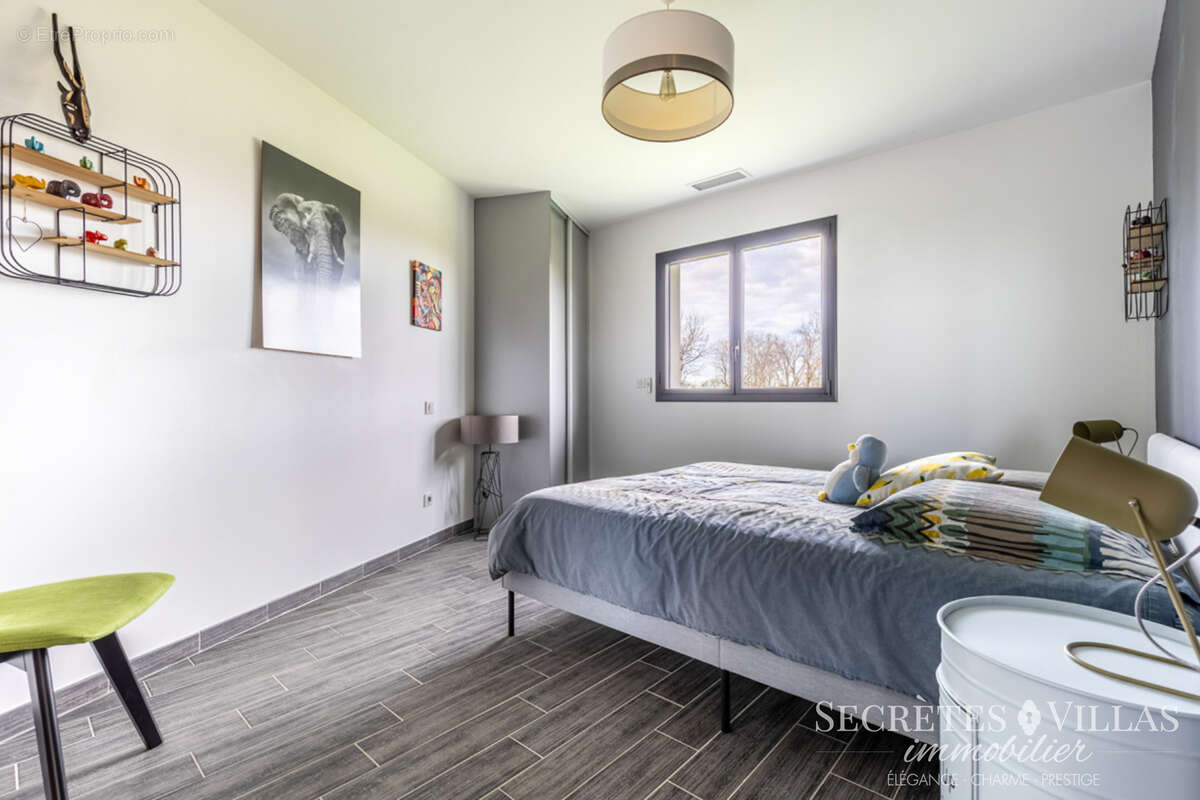 Maison à CARIGNAN-DE-BORDEAUX