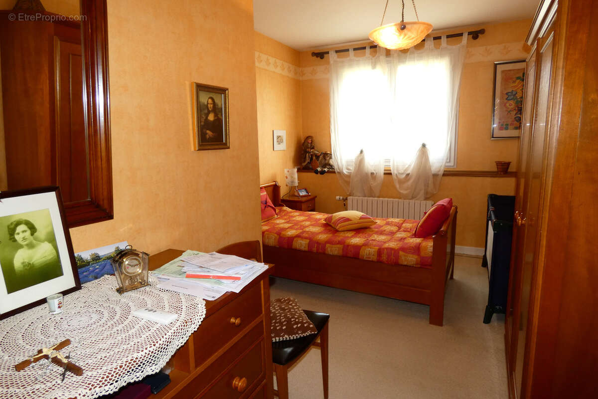 Maison à MONTLUCON