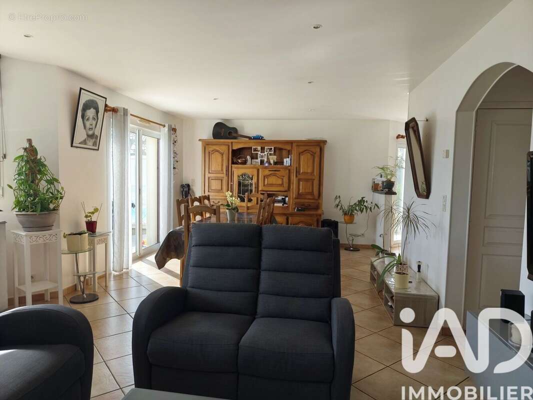 Photo 4 - Maison à NEULLIAC