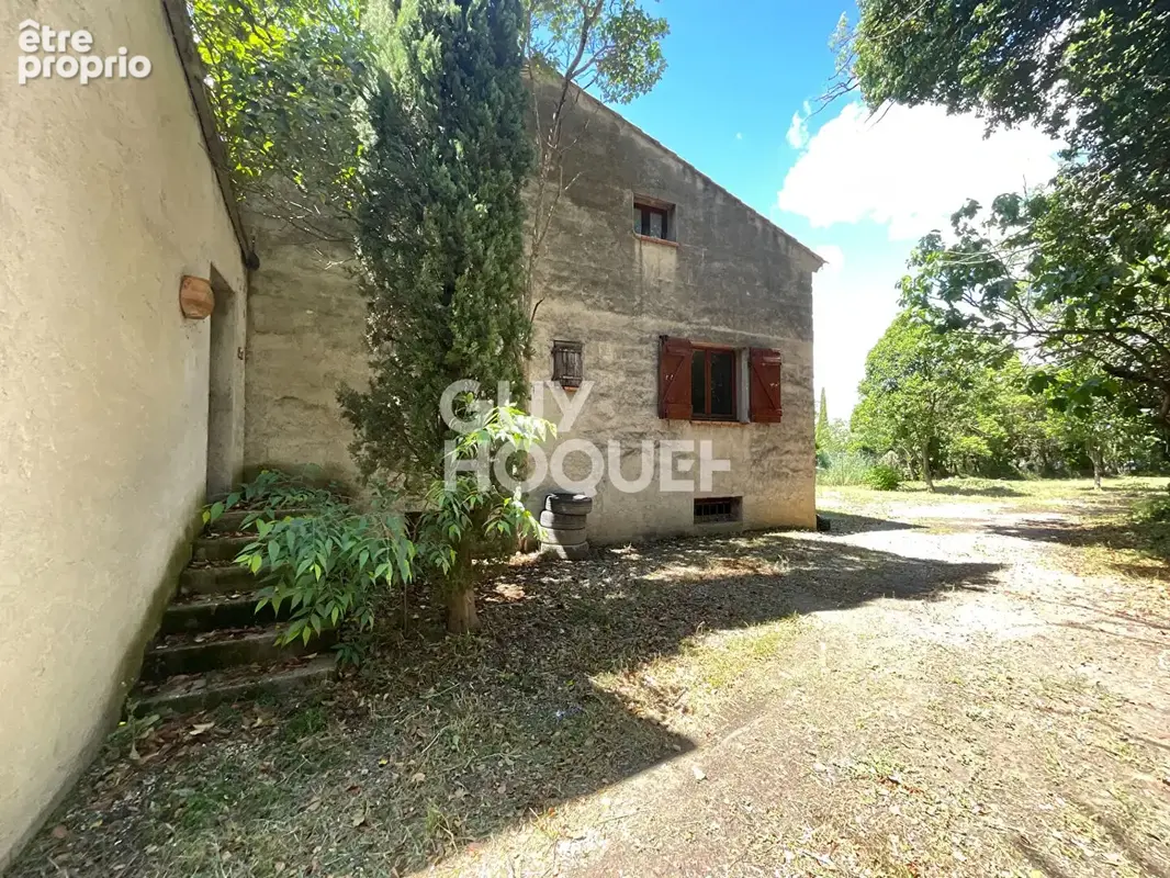 Maison ancienne à rénover avec grand terrain et piscine à Les Taillades - photo 7