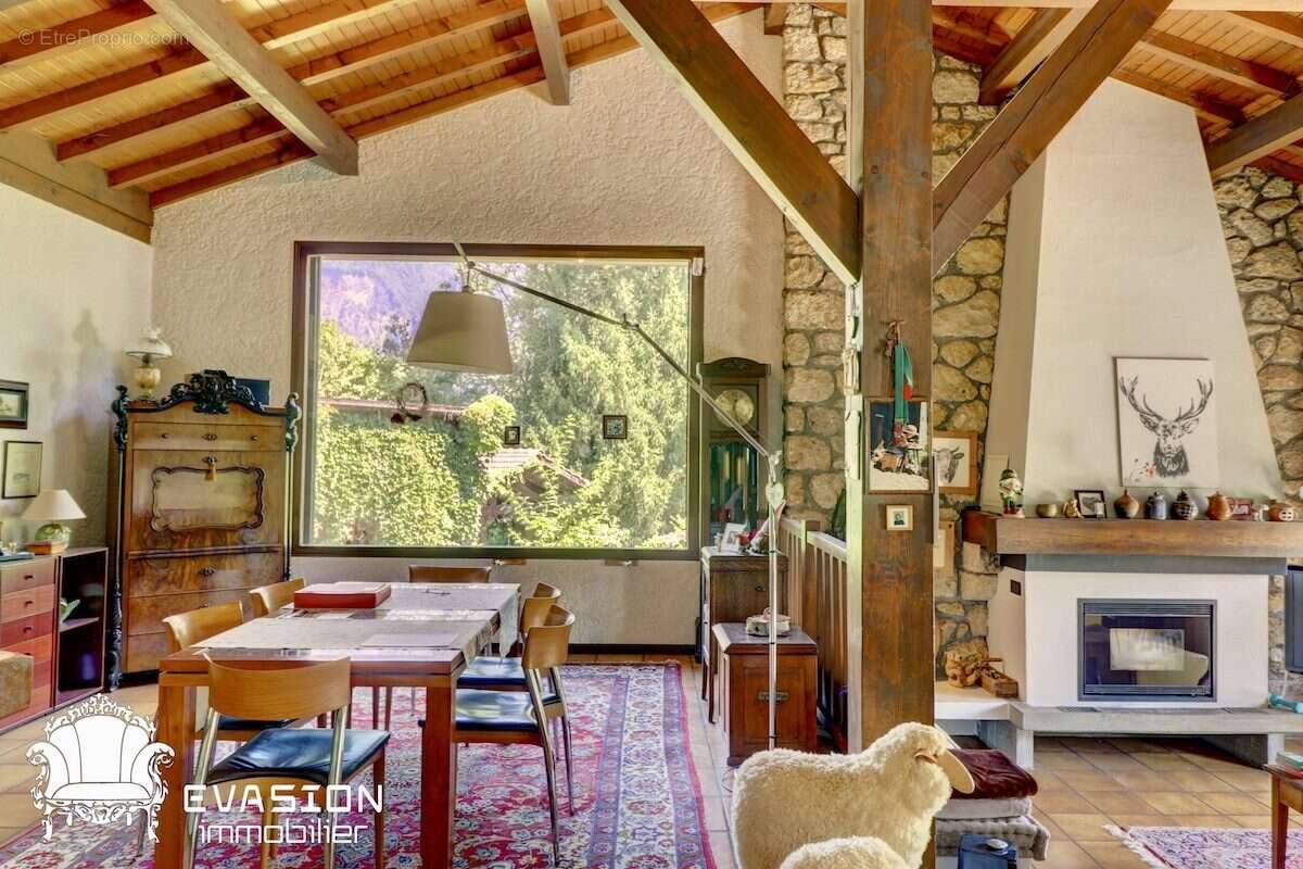 Maison 250 m² à Sallanches  - photo 4