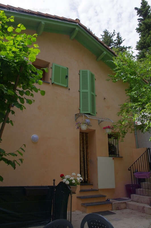 Maison à LA TRINITE