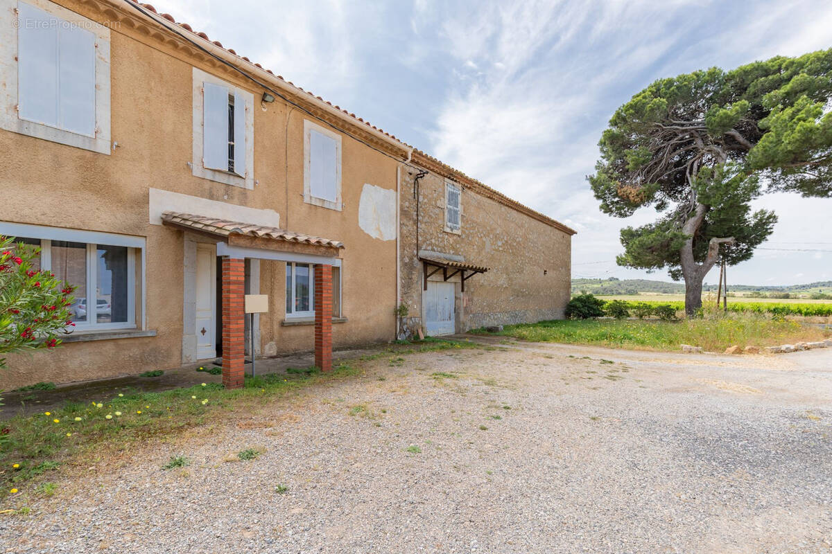 Maison à LEZIGNAN-CORBIERES