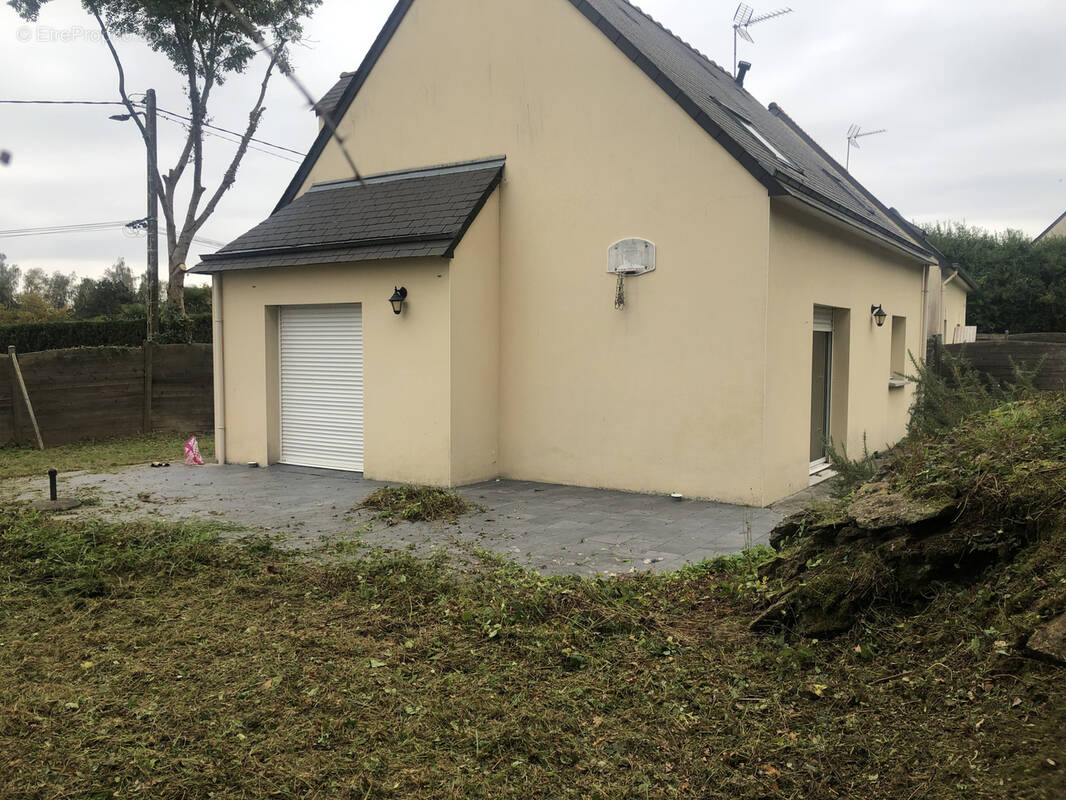 Maison à MINIAC-MORVAN