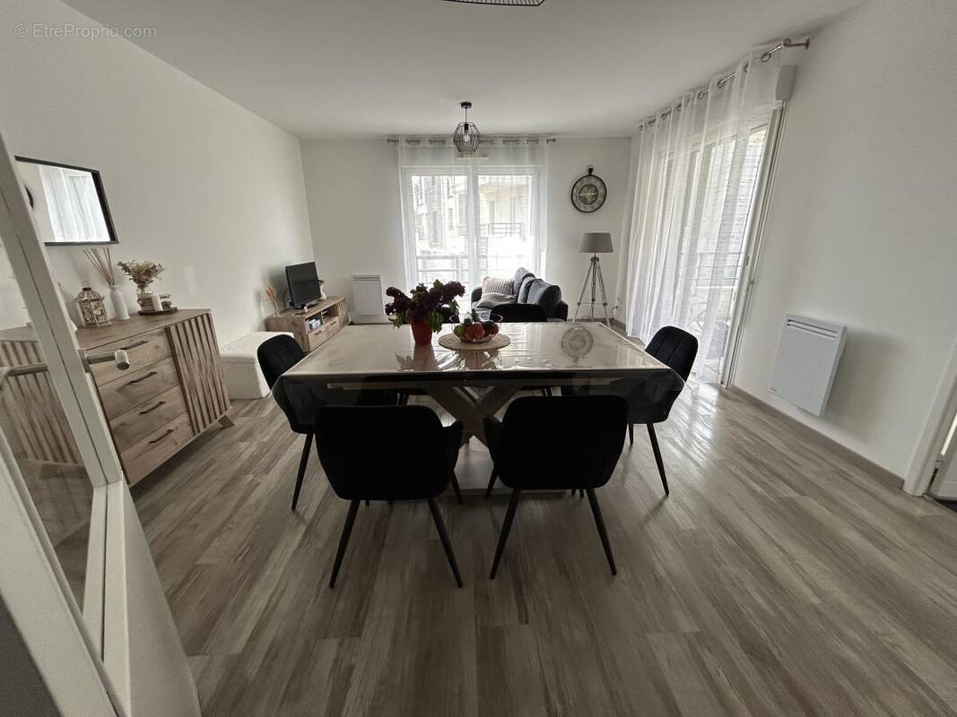 Appartement à SAINT-MARTIN-BOULOGNE
