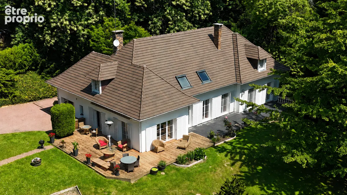 Maison Villers-sur-Coudun - 338 m2 - photo 1