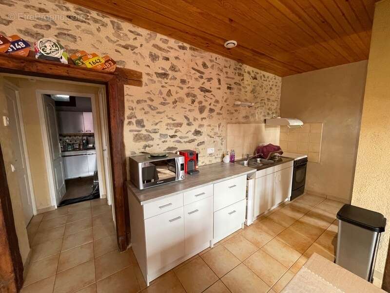 Appartement à BAGNAC-SUR-CELE