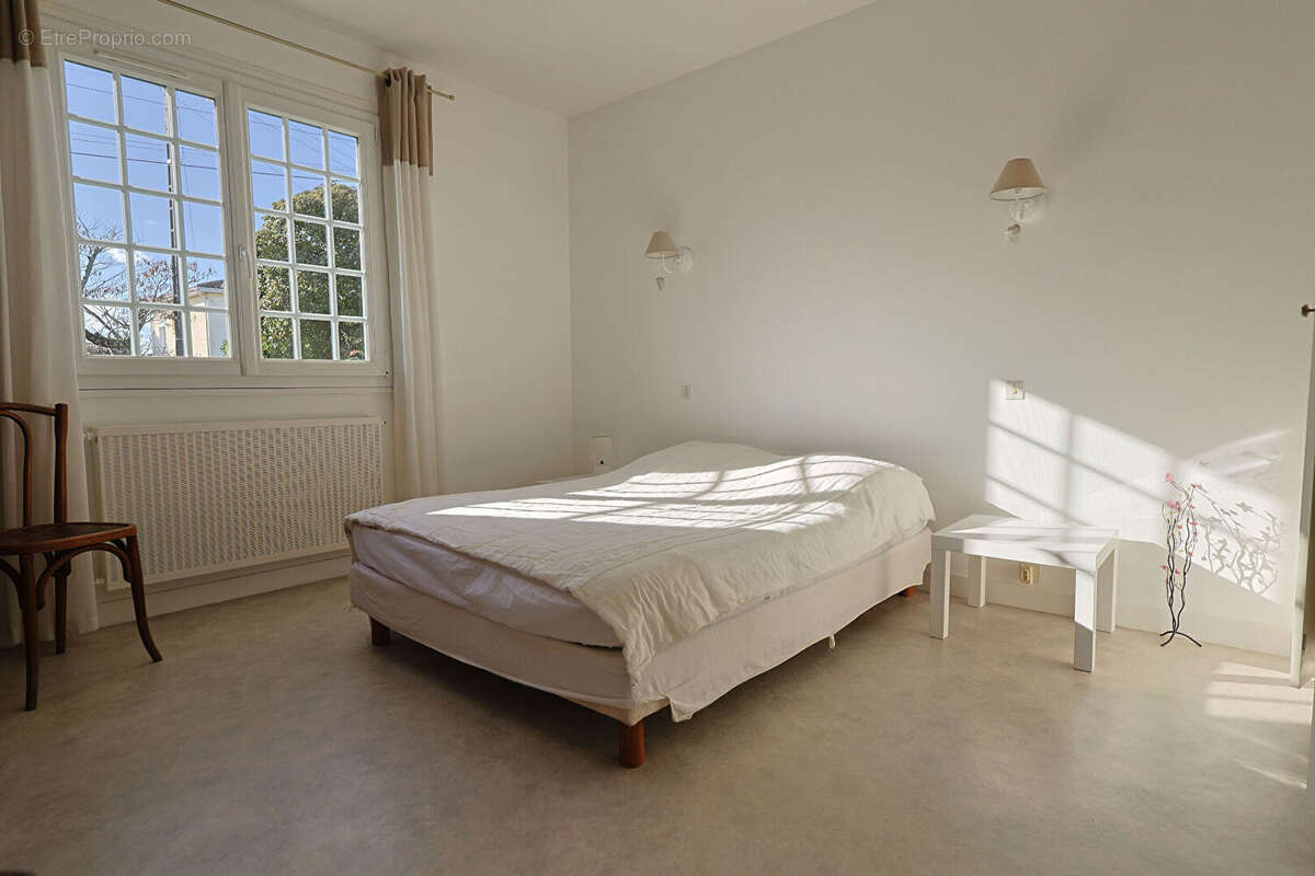 Maison à VAUX-SUR-MER