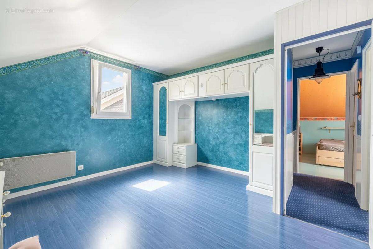 Maison de 5 pièces de 120 m² à Limeil-Brévannes - photo 8