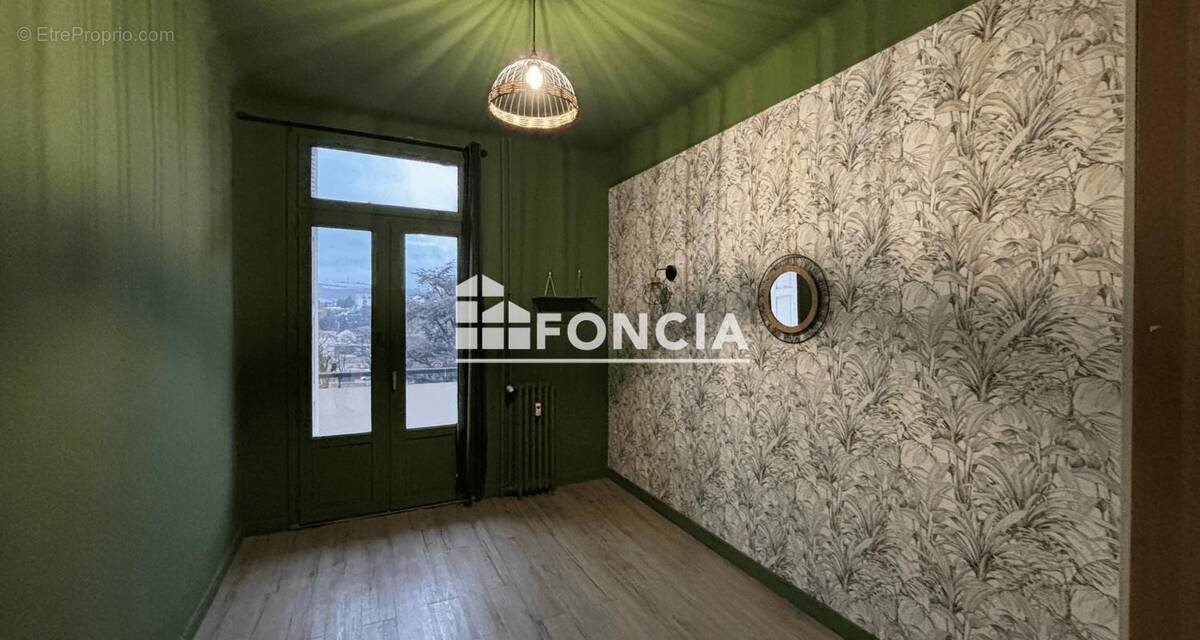 Appartement à SAINT-ETIENNE