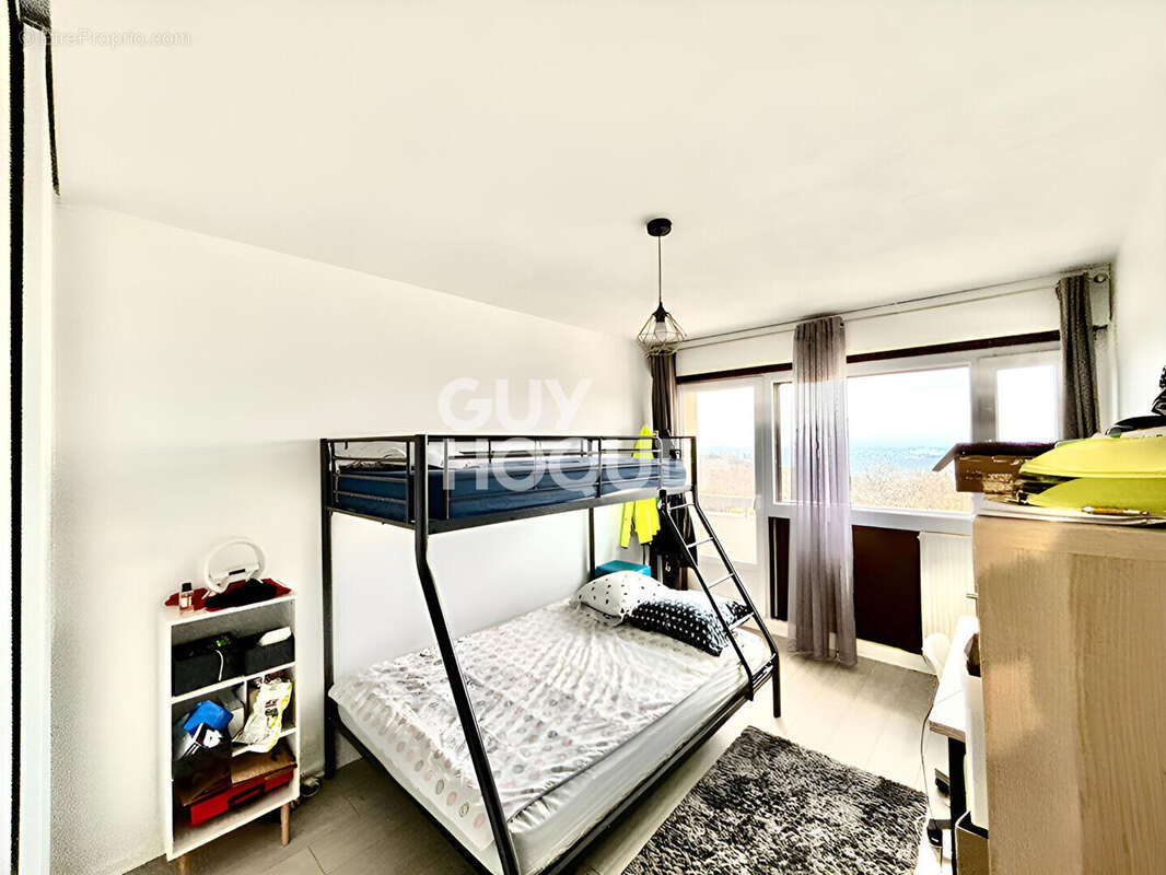 Appartement à RILLIEUX-LA-PAPE