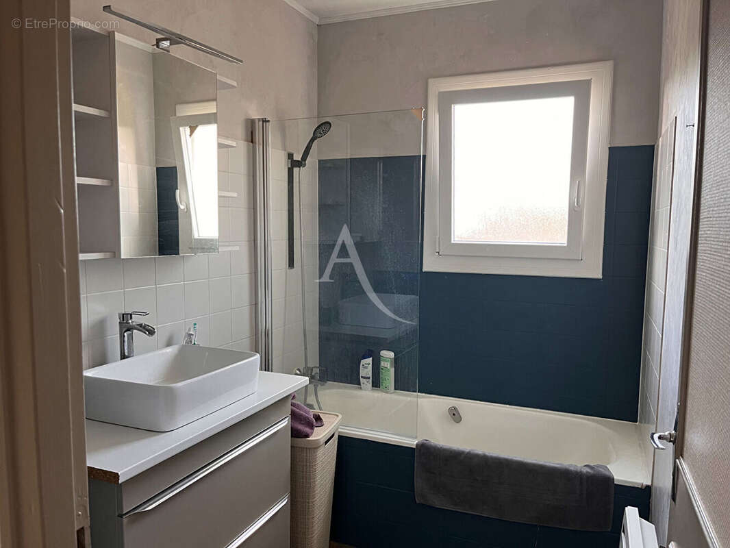 Maison à LE GIROUARD