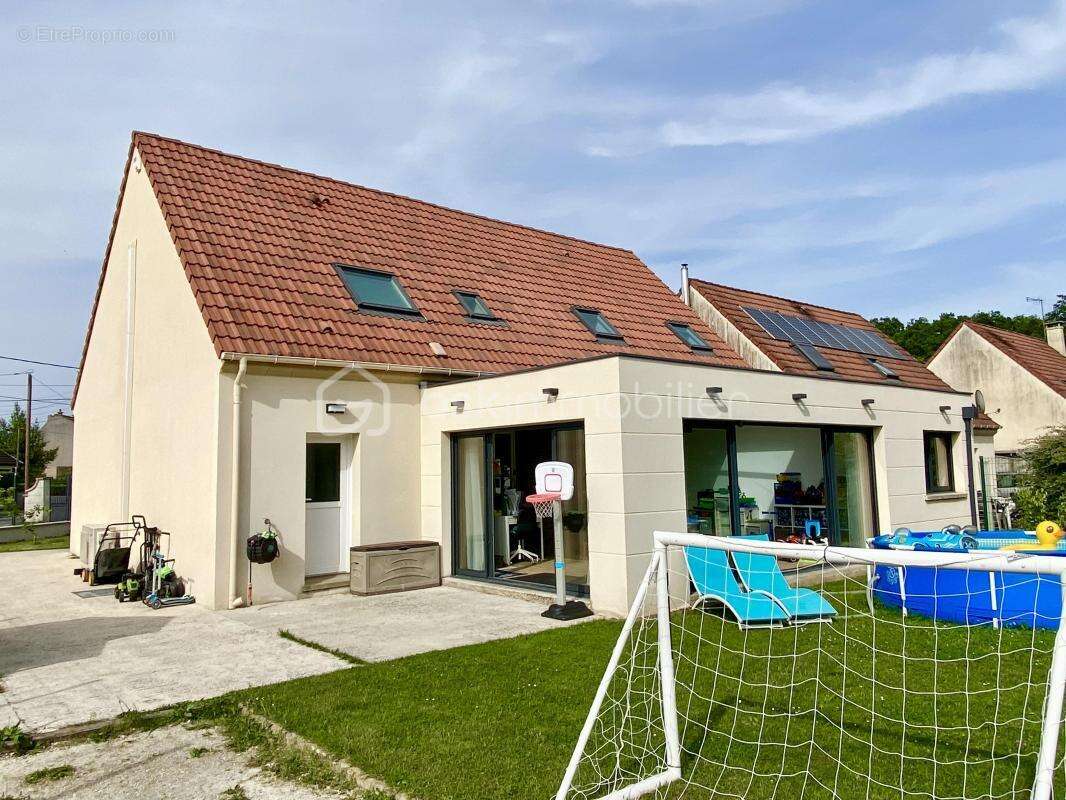 Maison à GRETZ-ARMAINVILLIERS