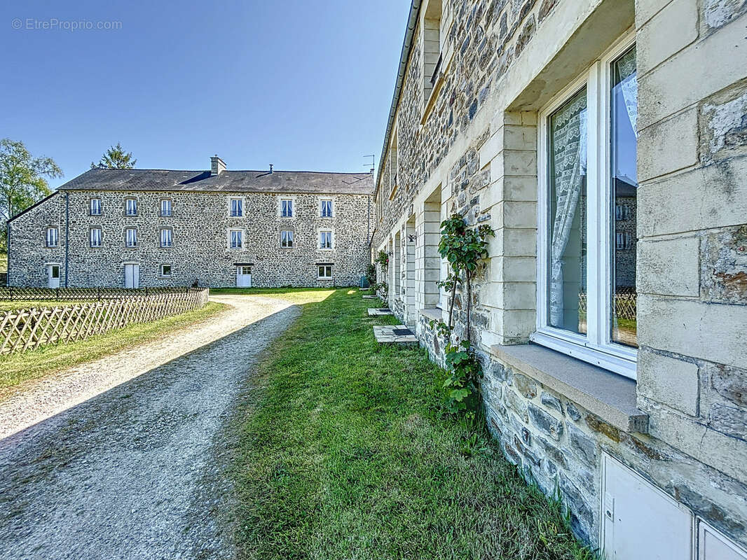 Maison à SAINT-SAUVEUR-LE-VICOMTE