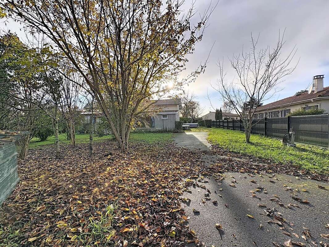 Photo 7 - Maison à BEYCHAC-ET-CAILLAU